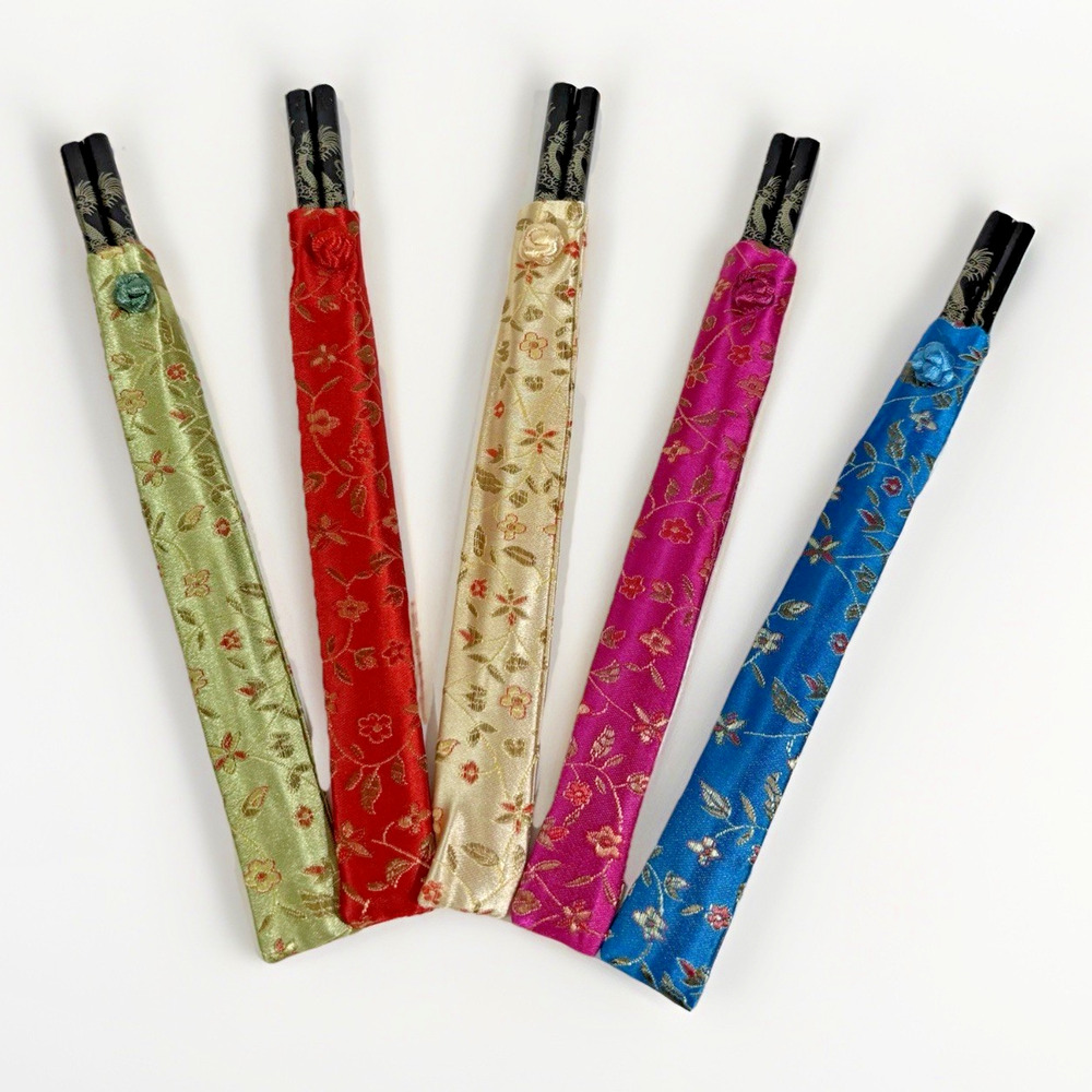 Vintage Asian Fusion Chopsticks with Fabric Pouch Set Of 5 Colorful Black Dragon